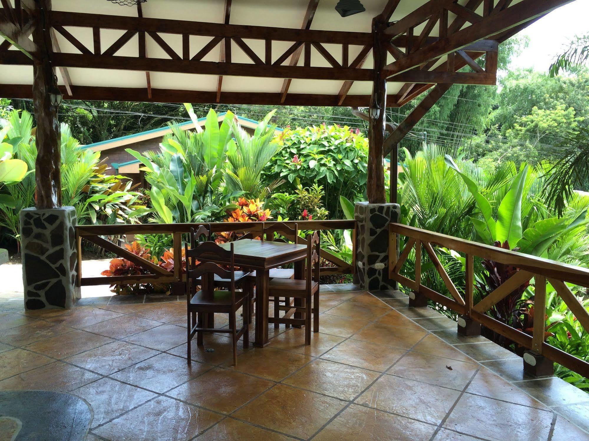 Mussaenda, Arenal Hotel La Fortuna ภายนอก รูปภาพ